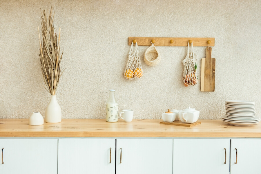 Ściana kuchni w stylu rustykalnym