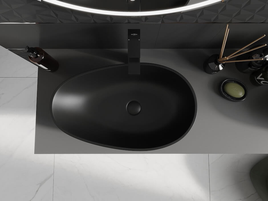 Czarna misa umywalki, widok z góry